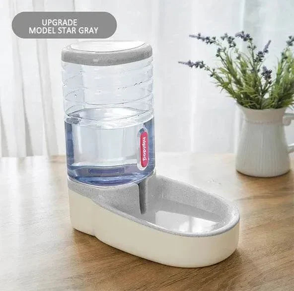 Automatic dog feeder and water dispenser with large capacity for pets.