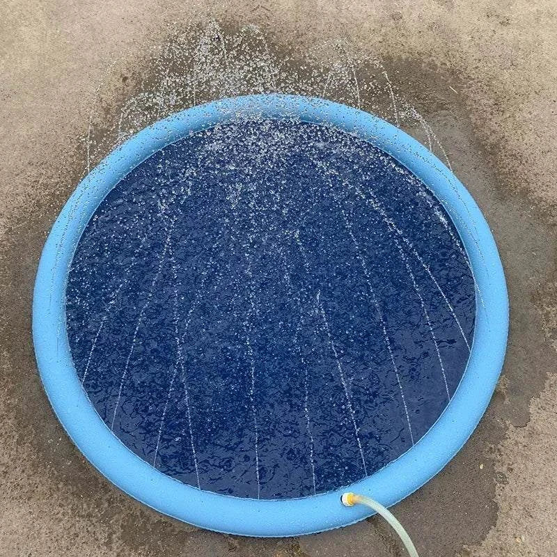 "Summer splash sprinkler pad for dogs and kids, 170cm outdoor interactive water mat and pool toy, perfect for hot days.