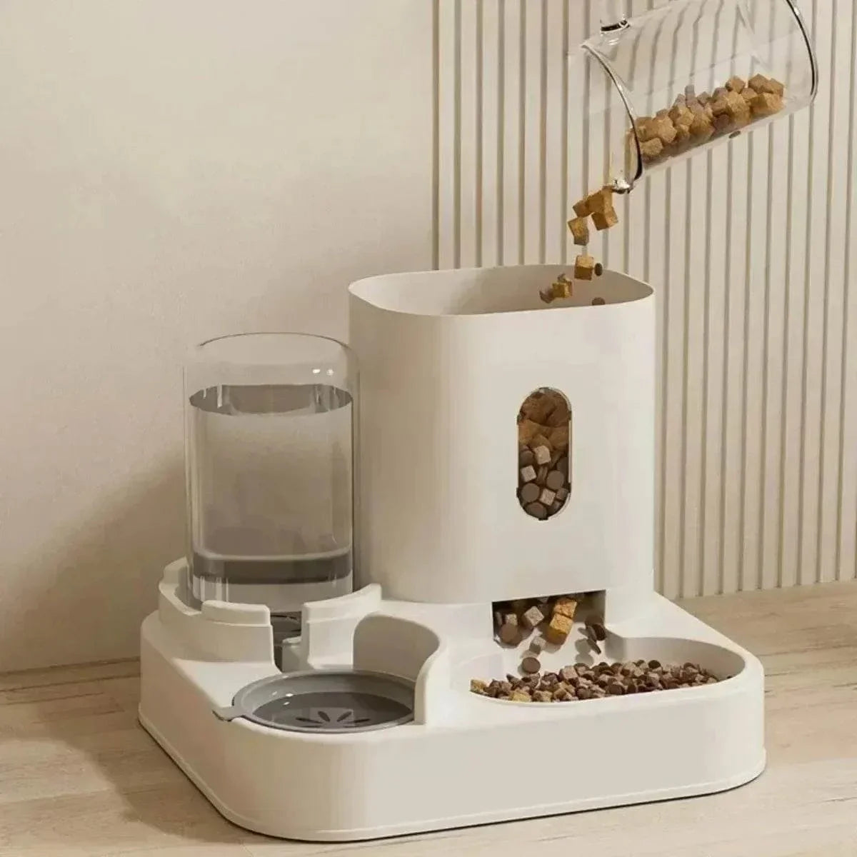  Large Capacity Pet Food Storage Bowl with Built-In Water Fountain