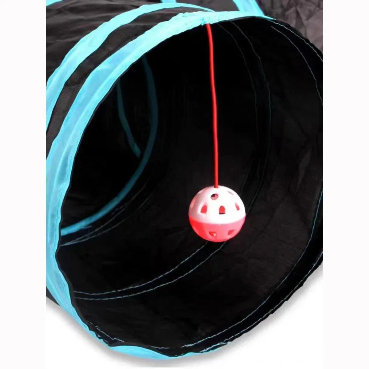 Foldable pet tunnel in durable fabric, suitable for cats, rabbits, and guinea pigs. Features multiple openings for interactive play and is easy to store.