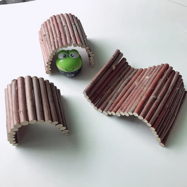 Natural willow chew tunnel toy for rabbits, guinea pigs and hamsters providing a safe hideout and teeth grinding enrichment.