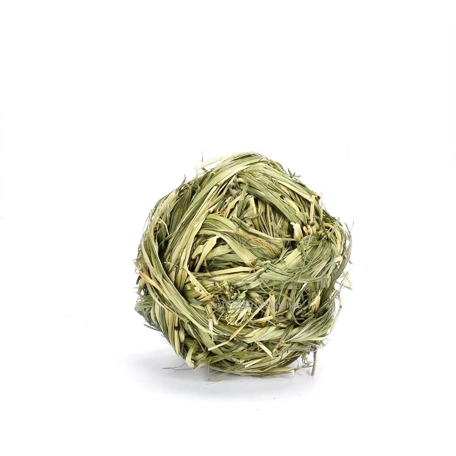 Natural grass chew toys for rabbits, guinea pigs, hamsters, and chinchillas – safe molar toys for small pets.