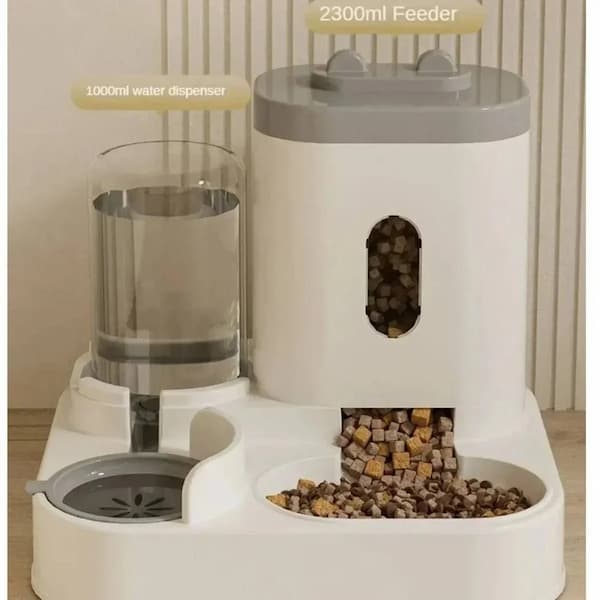Pet feeding and water station with 1000ml water dispenser and 2300ml feeder.