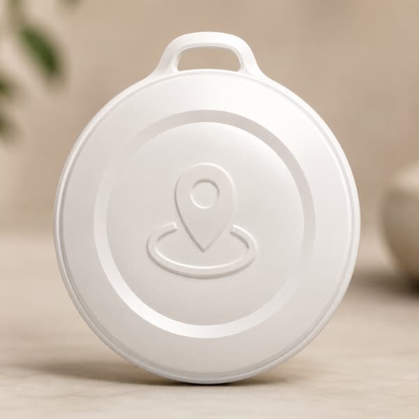 Premium white Mini GPS Pet Tracker compatible with Apple Find My, lightweight anti-lost tracker for dog and cat collars, keys, luggage and everyday valuables.